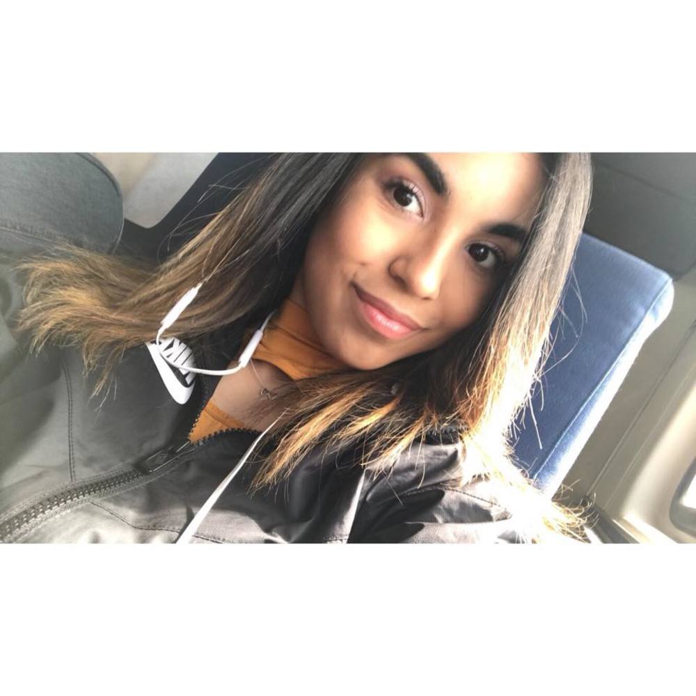 Meet your Posher, Taina